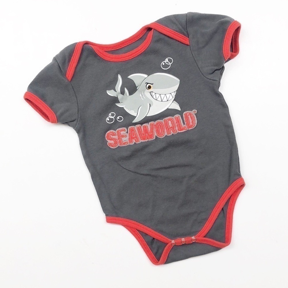 Seaworld theme park shark baby bodysuit